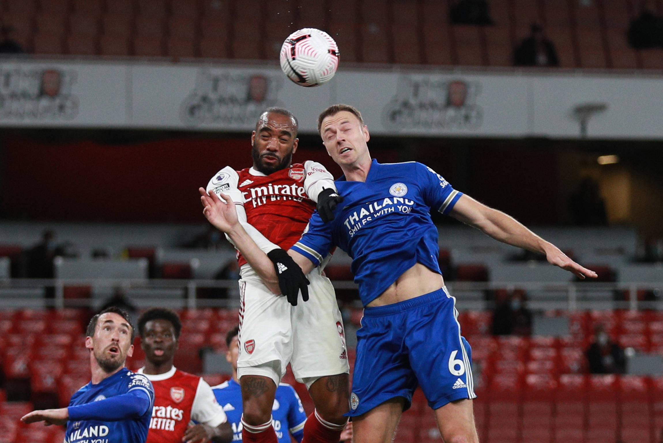 足球仍然是 足球仍然是